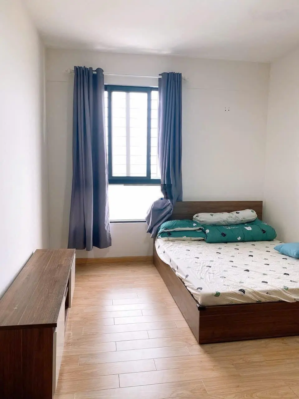 Era Town Q7 -1PN-1WC sổ hồng giá 1 tỷ 9; Block A1- 121m2-3PN view sông giá 3 tỷ 820. Lh: 0938 371 ***