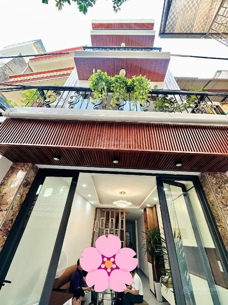 Bán Nhà Mới Đẹp Lòng Lạnh ,Vài Bước Ra Mặt Phố Minh Khai ,DT 44M2 ,MT4,2,5Tầng ,Giá 7Tỷ