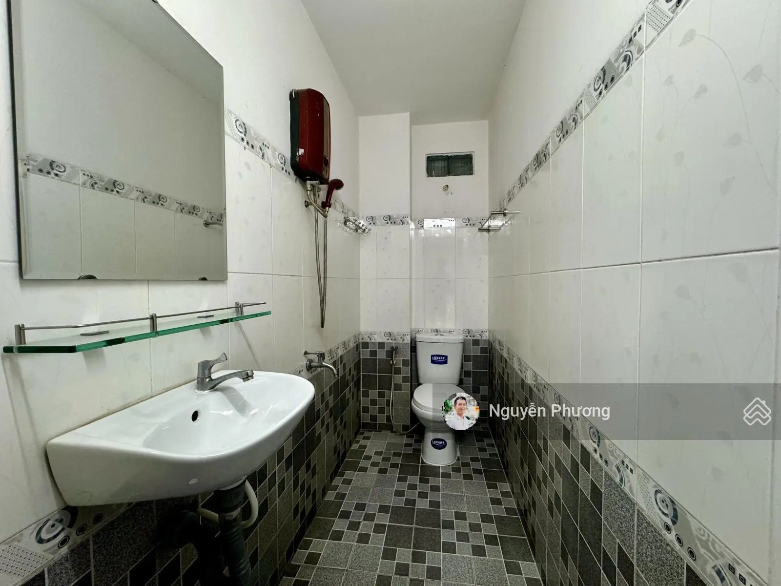 Bán nhà 3 tầng 1 tum mặt tiền Vũ Xuân Thiều Phước Long Nha Trang chỉ 3 tỷ 6