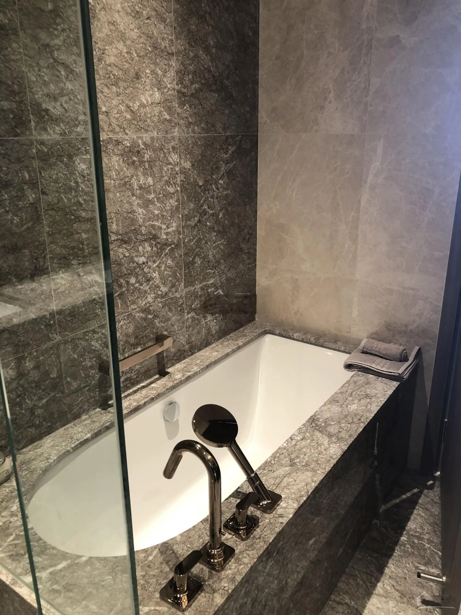 Mở bán căn hộ 3 - 4 PN The Marq Nguyễn Đình Chiểu Q1 nhận nhà ngay CK 10% - penthouse 294m2/ 77 tỷ
