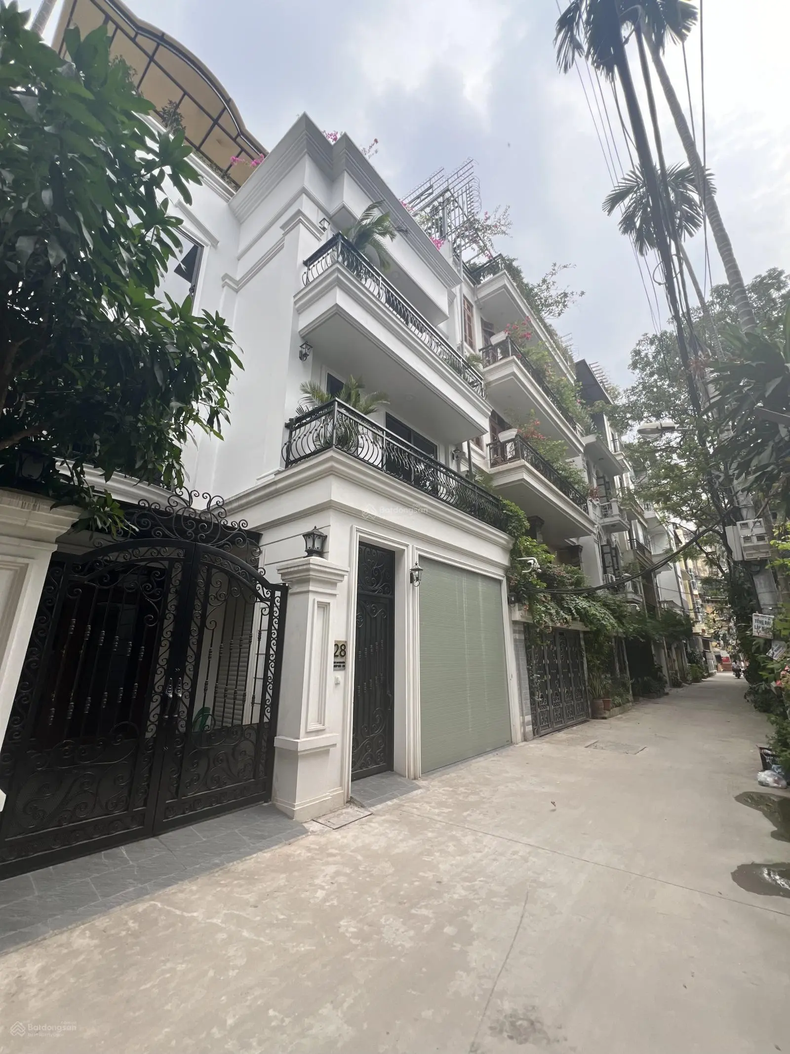 Phân lô Kim Đồng oto, thang máy - ở, kết hợp cty văn phòng - khu vip nhiều doanh nghiệp lớn 19.5tỷ