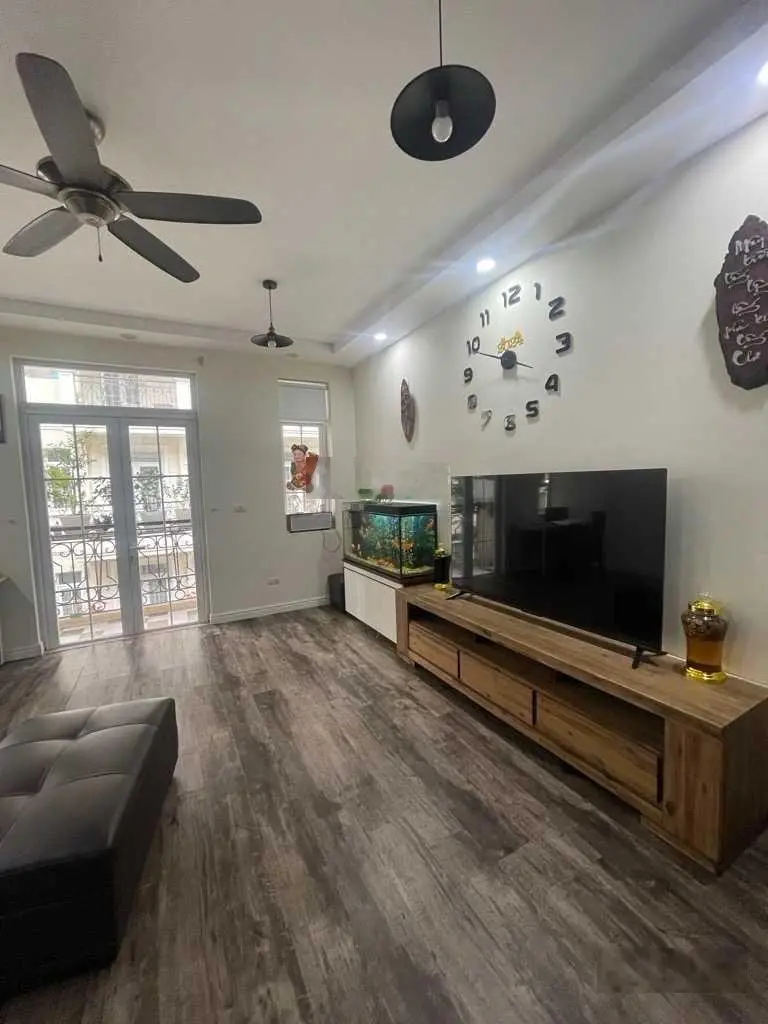 Bán biệt thự liền kề khu 96B Nguyễn Huy Tưởng, Thanh Xuân 5 tầng thang máy 26 tỷ 500