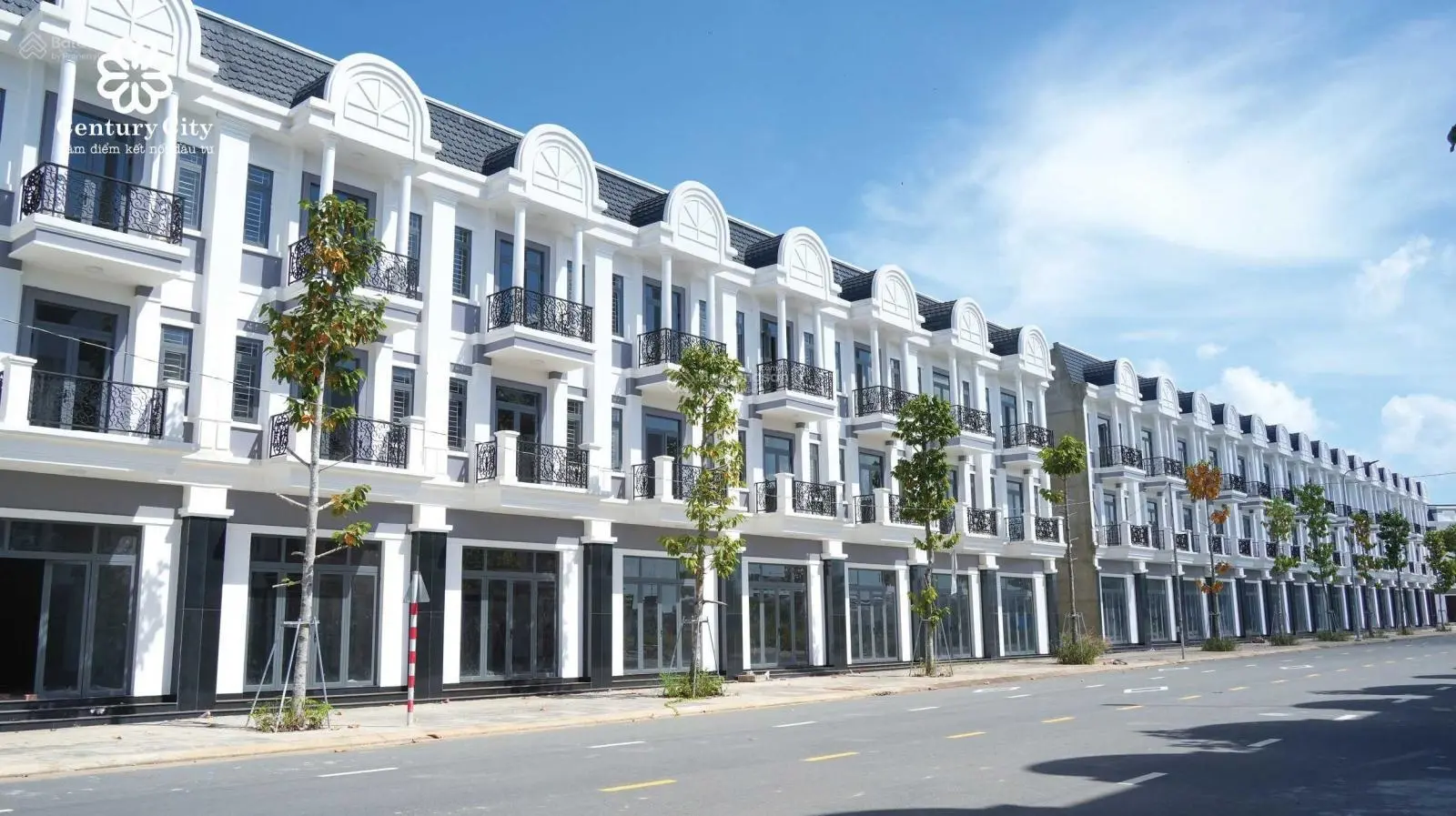 Đất Bình Sơn đường đi sân bay quốc tế, 100m2 full thổ cư giá 1,550 tỷ sổ hồng vĩnh viễn