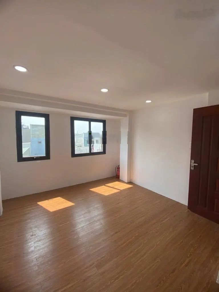 Bán nhà đẹp đường số 13 linh chiểu thủ đức 3 tầng 2 phòng ngủ 3wc chỉ có 2.25tỷ