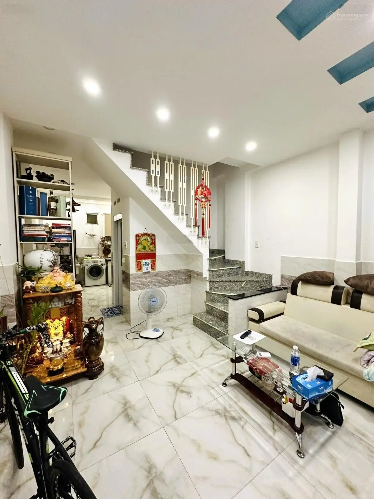 Bán nhà trên đường Bùi Đình Tuý, phường 12, Bình Thạnh