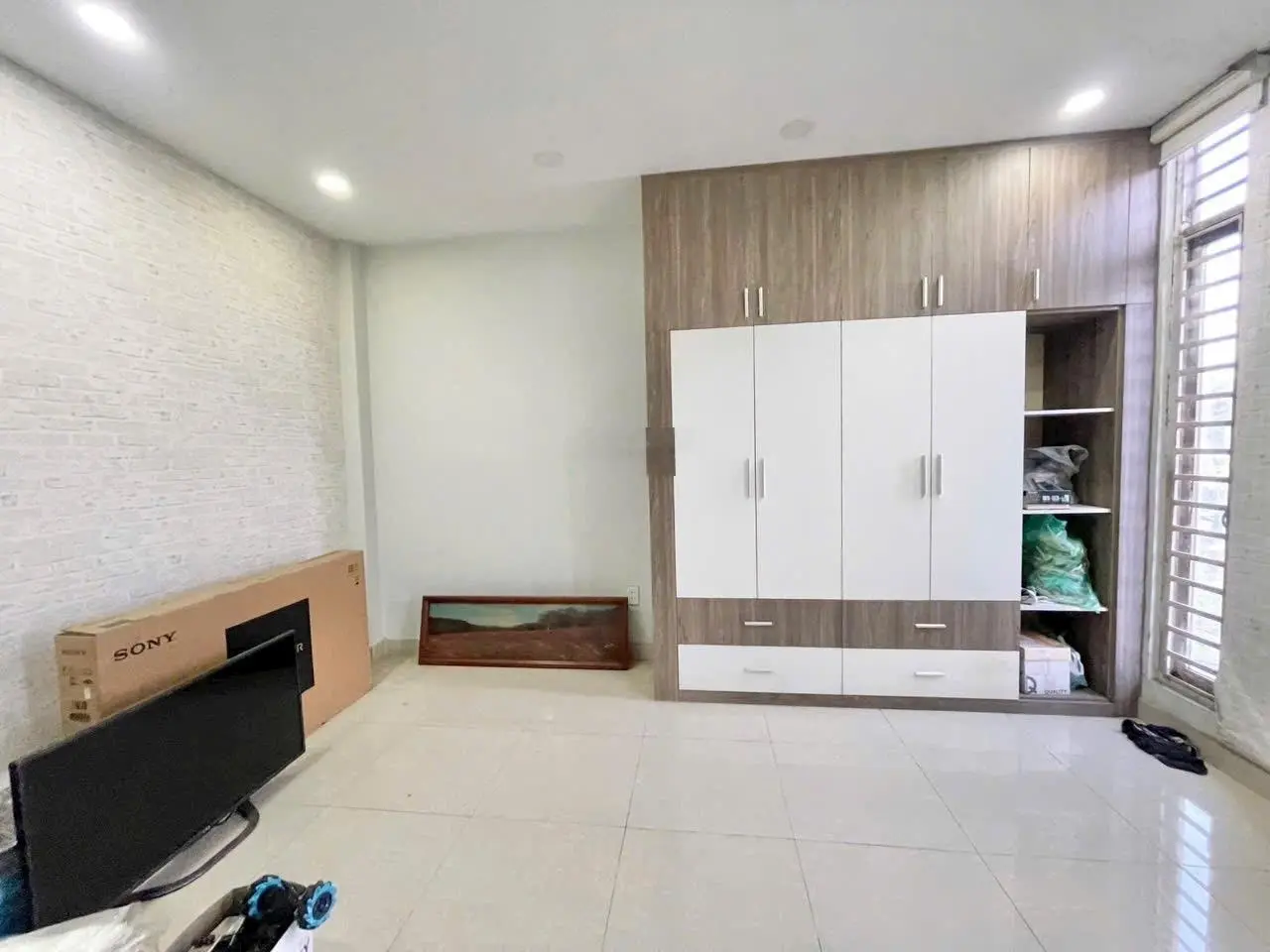 Căn góc cực VIP KDC Hồng Long cách Vạn Phúc City - giá rẻ nhất khu vực