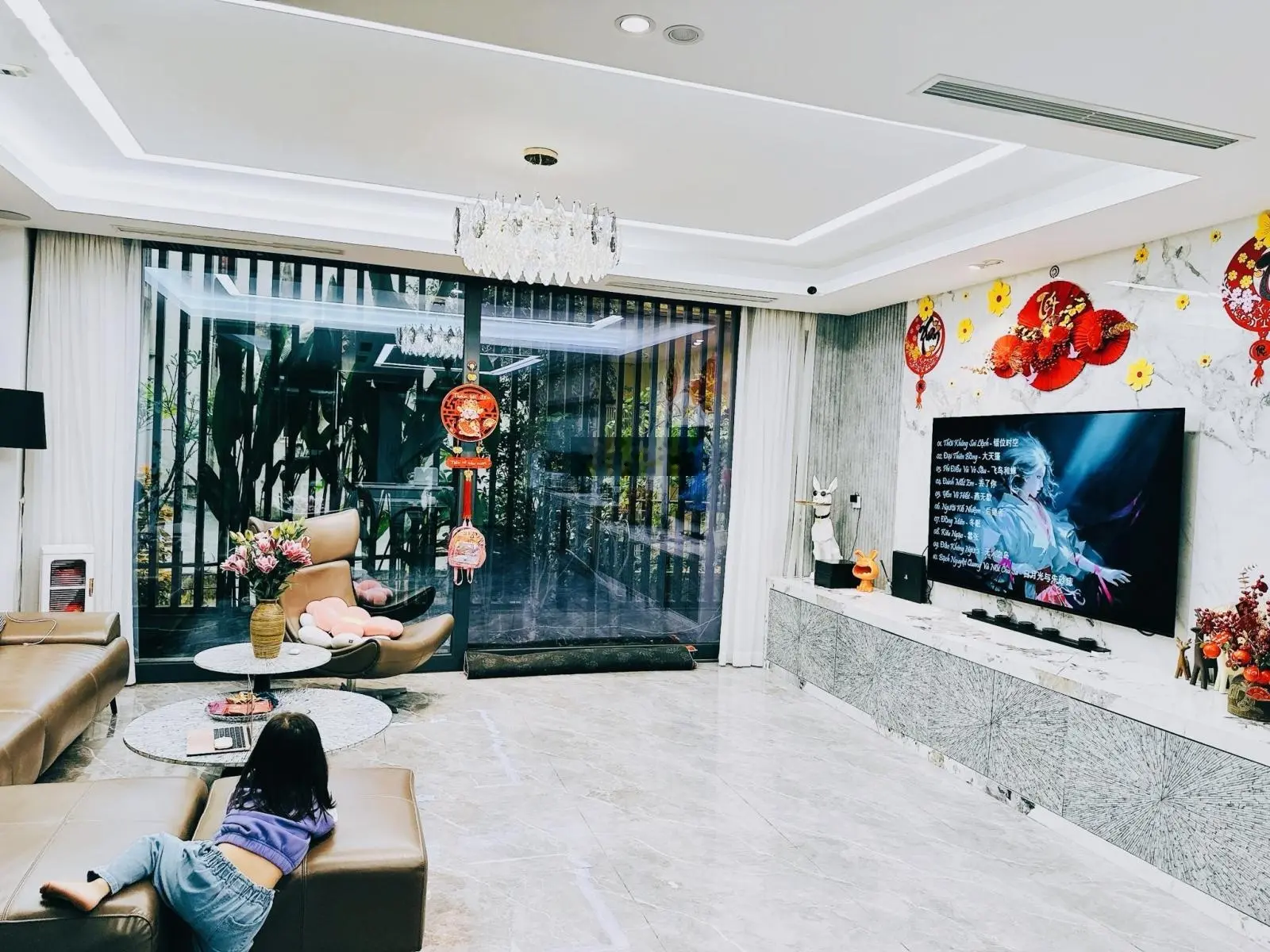 Thang máy 2 xe 7 chỗ trong nhà, ở+văn phòng dòng tiền 60tr/th DT 85m + 6tầng + MT 6,3m*26tỷ có TL