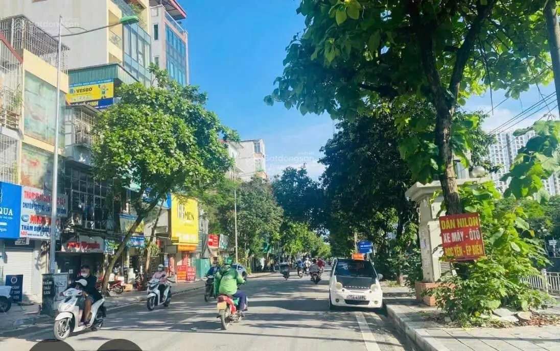 Bán Mặt phố Kim Ngưu, Hai Bà Trưng . DT 220m2 4T Mặt tiền 5m. giá: 52 tỷ. LH:0383 426 ***