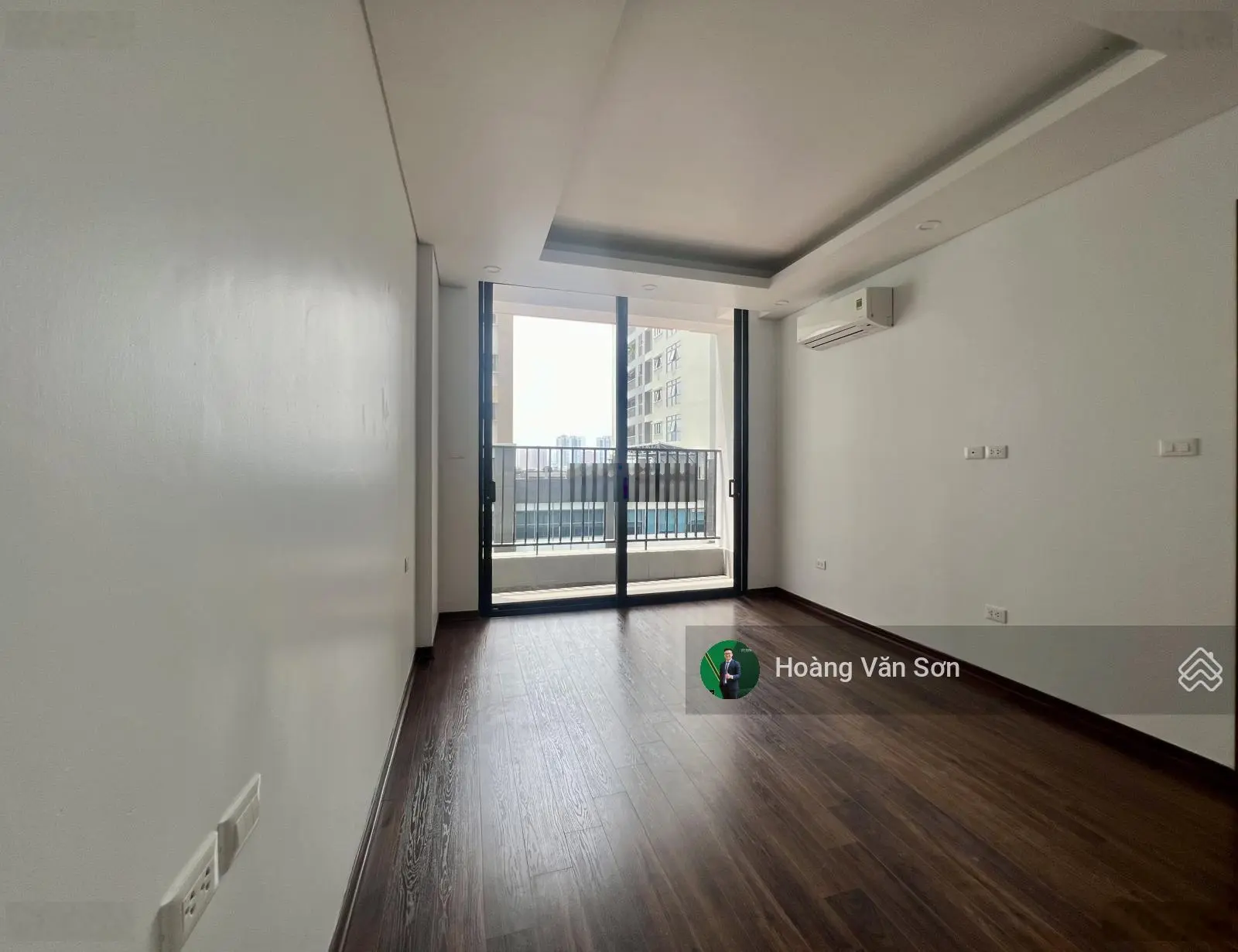 Bán căn hộ sân vườn N01T1 Ngoại Giao Đoàn, ban công Nam, thoải mái slot đỗ xe, nội thất sáng tạo