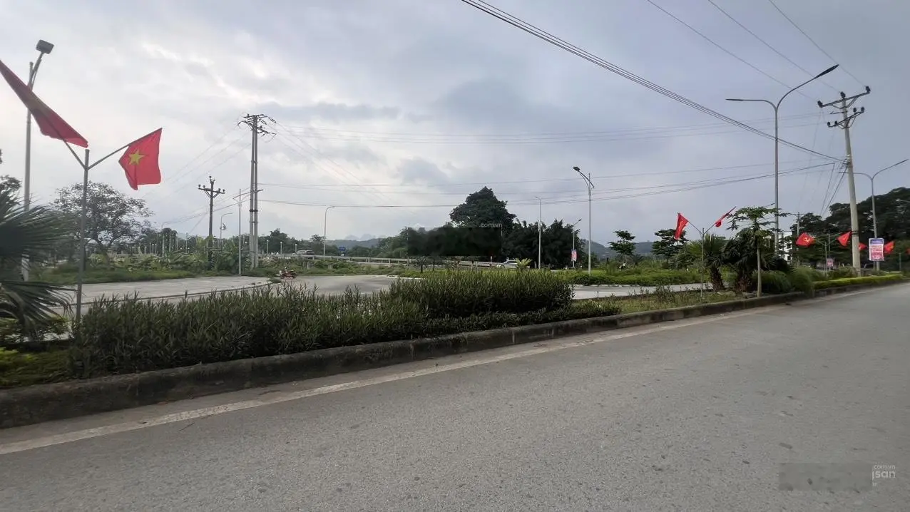 Chuyển nhượng khu đất tại Phố Chợ Lương Sơn, Diện tích 77,5m2. Chỉ với 3,3 tỷ