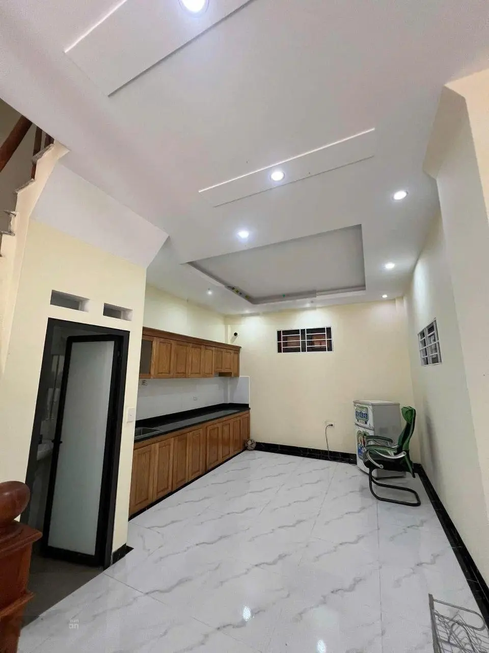 Căn lô góc 48m2x3T, full nội thất, gần chợ Đông La, 5 phút Penika Tố Hữu