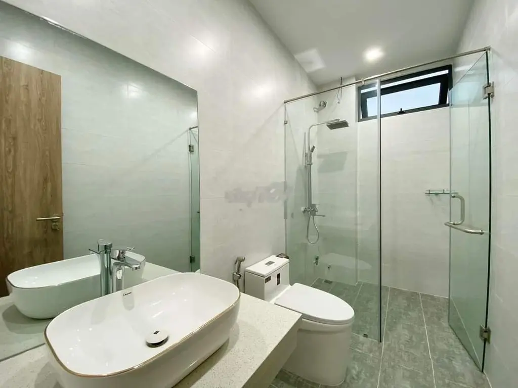 Bán căn nhà 3 tầng Đẹp nhứt Hoà Xuân. Sổ hoàn công