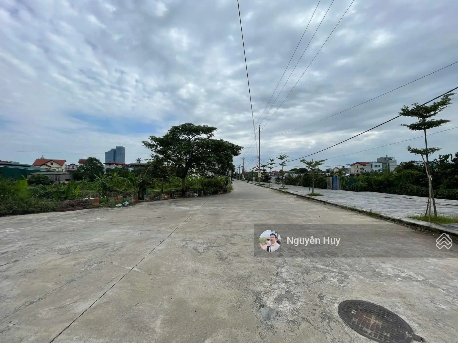 Đất tái định cư - phân lô, vỉa hè, ô tô tránh, tương lại cạnh công viên, gần Vin 1, giáp đường 5B