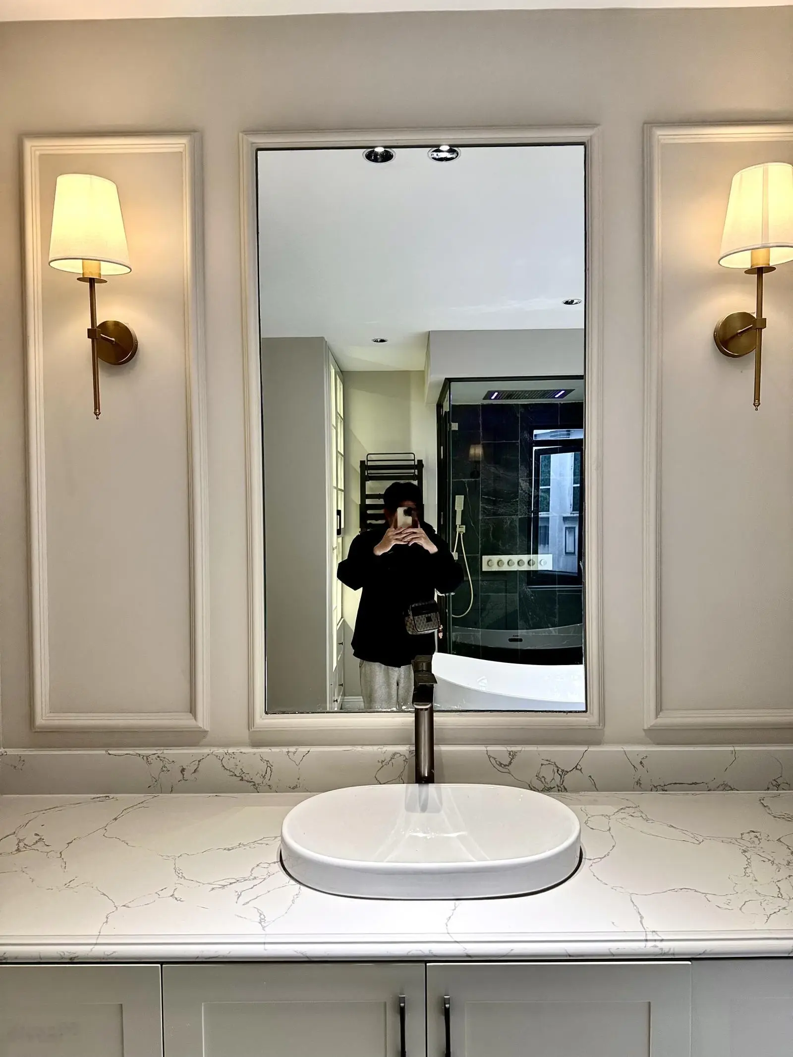 Siêu phẩm cực đẹp không điểm chê trung tâm vườn hoa Máy Tơ - Ngô Quyền, full nội thất, cực thoáng