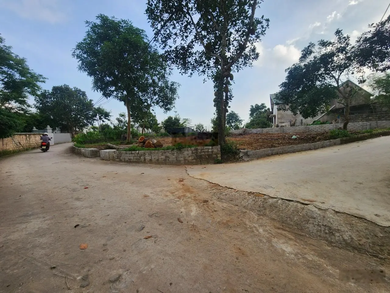 Bán đất thị trấn Mẹt, Hữu Lũng, DT: 350m2, mặt tiền: 18m, giá: 3.2 tỷ, lô góc, thổ cư, gần chợ Mẹt