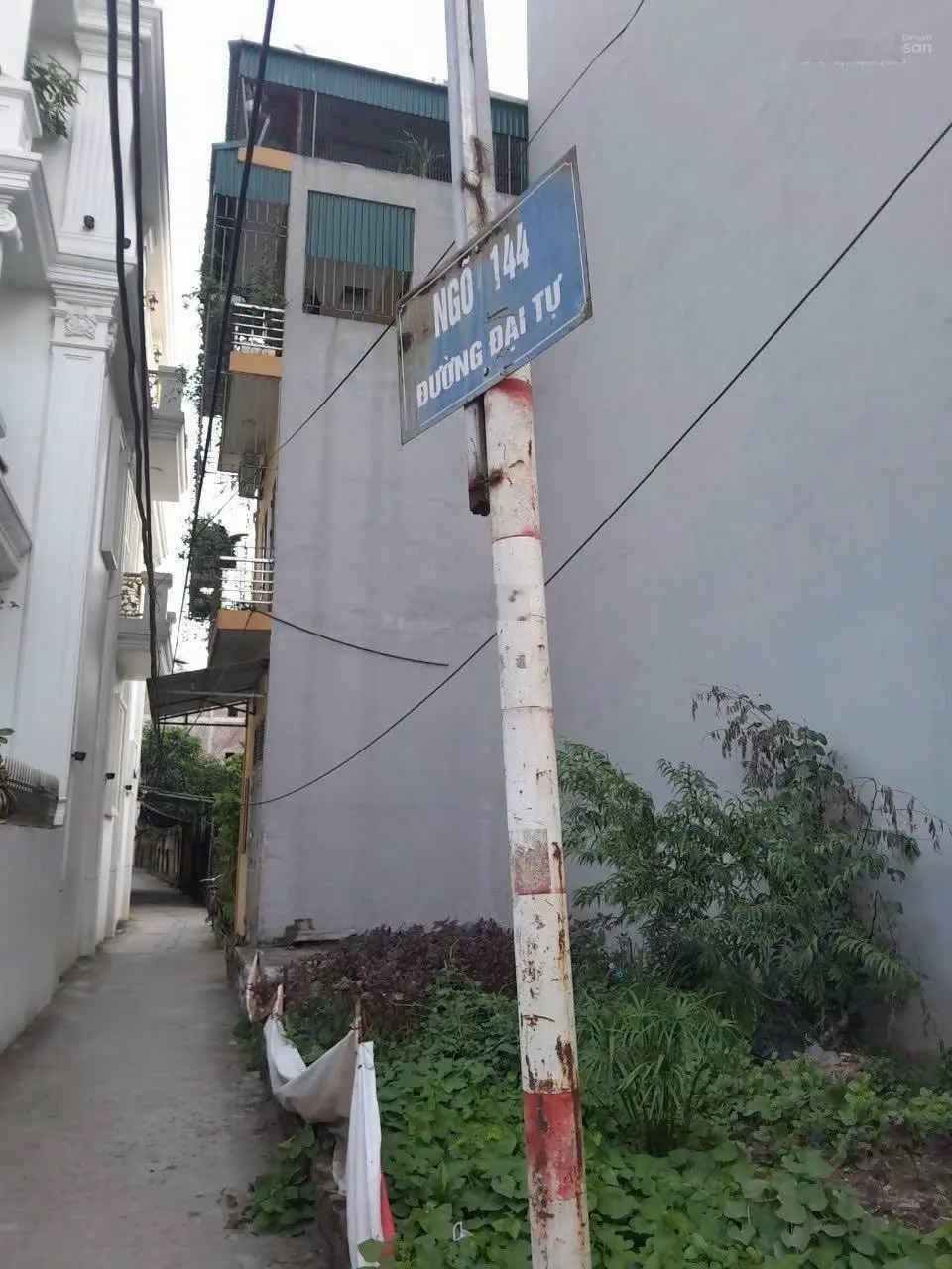 e cần bán gấp 35m đất yên vĩnh- kim chung.ngõ thông ô tô vào đất giá rẻ nhất khu
