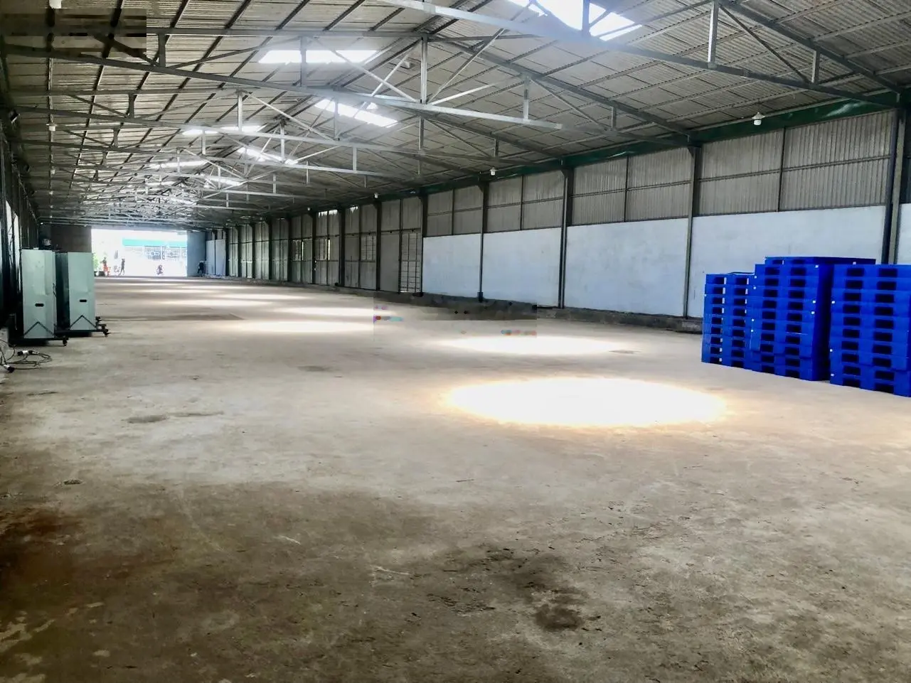 Bán kho tặng đất 1500m2 ngay mặt tiền QL26 - Krông Pắc - Đắk Lắk