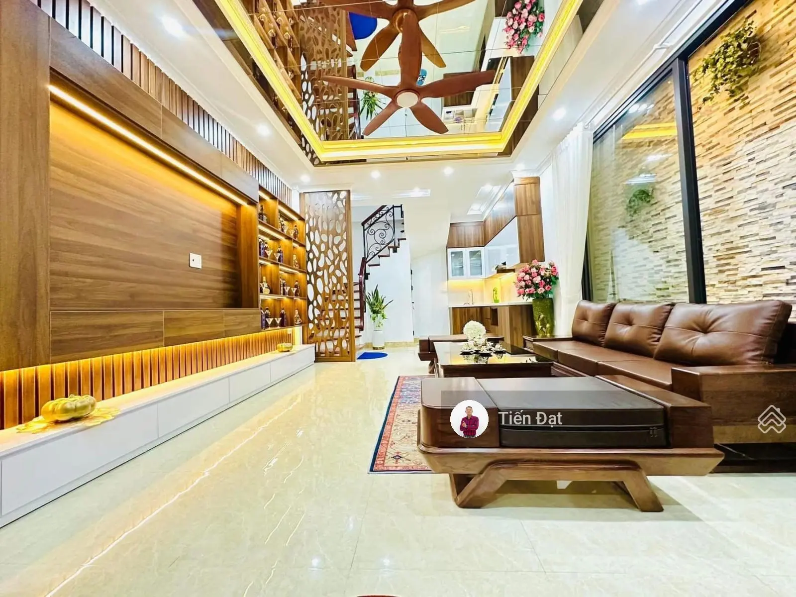 Bán nhà riêng tại phố Đào Tấn DT: 40m2x 5T, giá 8,5 tỷ có TL, LH Đạt Thóc: 0987396966