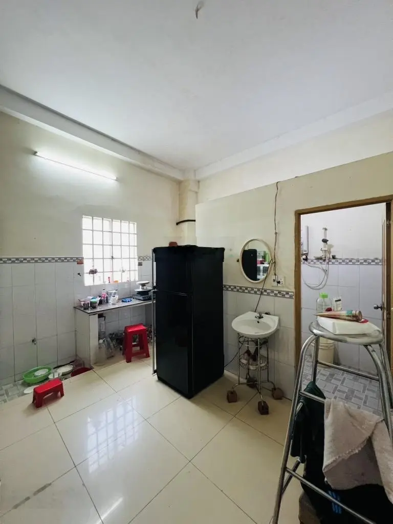 Nhà 2 mặt tiền hẻm xe hơi lê văn quới ( 76m2 2 tầng)