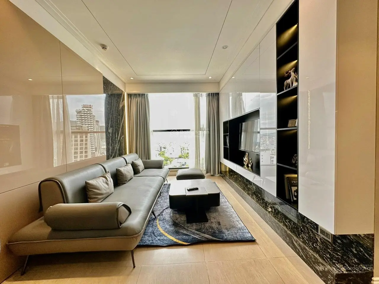 Hàng hiếm căn 2PN 73m2 Alphanam Apartment view biển Mỹ Khê và phố. Full nội thất Luxury sổ lâu dài