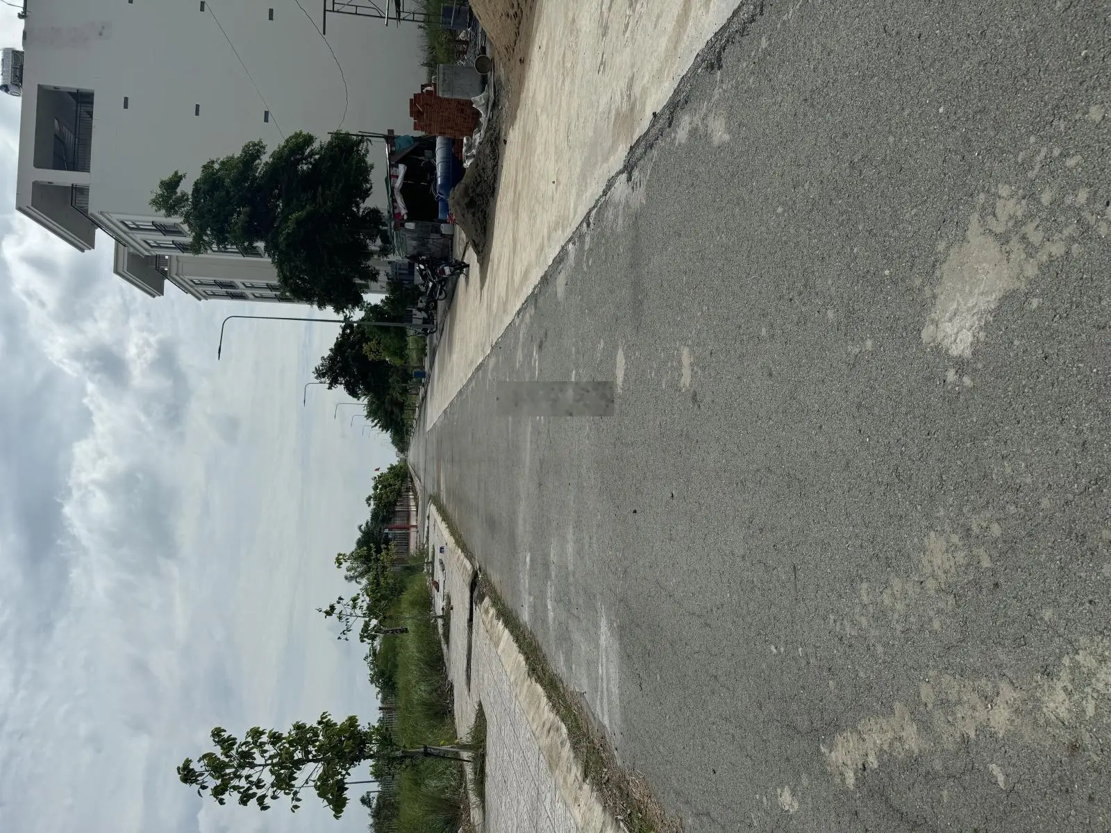 Bán biệt thự view công viên , 10x 17.5 Kdc Tân đô , đương 11D , giá chỉ 2 tỷ 900 triệu