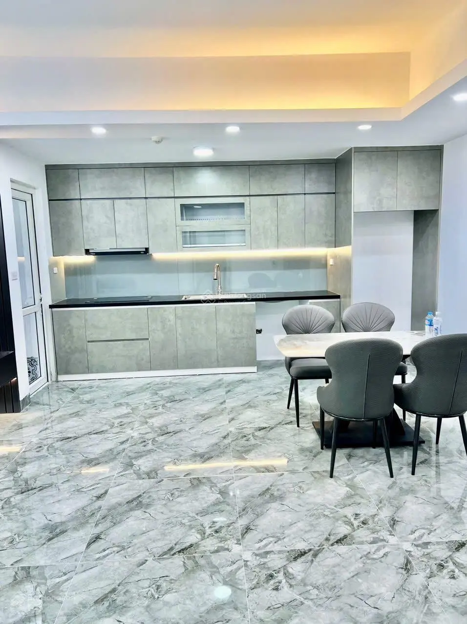 Chính chủ cần bán gấp căn hộ ct7 dương nội dt 81m2 full nội thất đẹp giá 3 tỷ xy