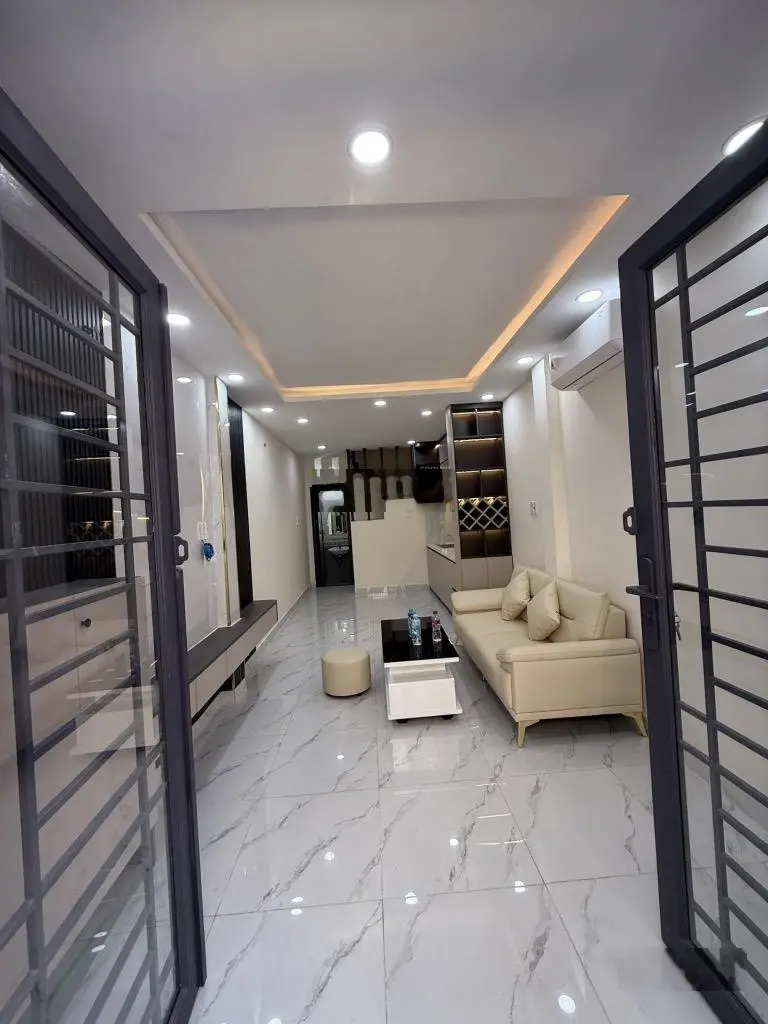 Nhà 30m2 xây 2 tầng đường số 79 Tân Quy giá 4,1 tỷ