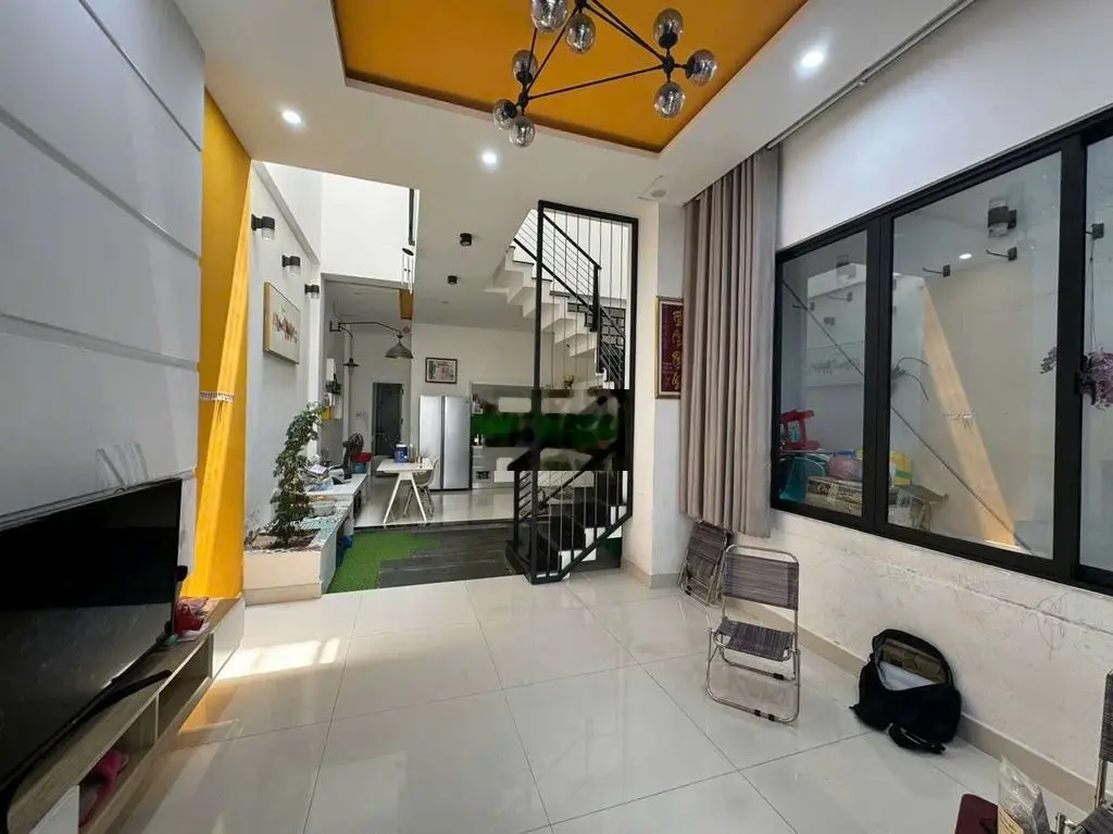 Bán nhà 3 tầng đẹp MT LÝ NHÂN TÔNG 7m5 hơn giá đất tí