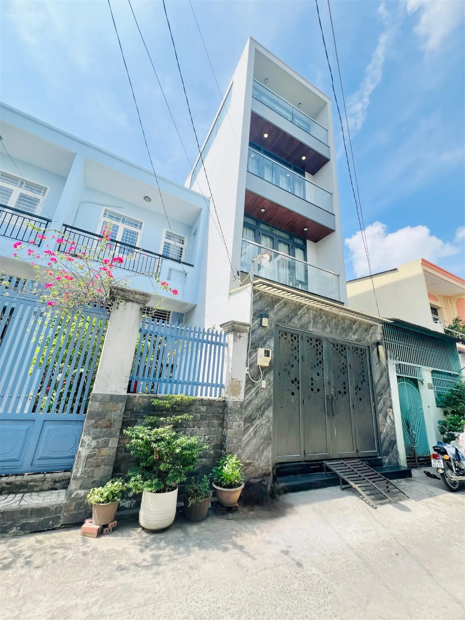 Bán nhà 4 tầng mới đẹp, tặng nội thất xịn sò, ngay Tân Hoà Đông giáp Quận 6, hơn 7 tỷ thương lượng