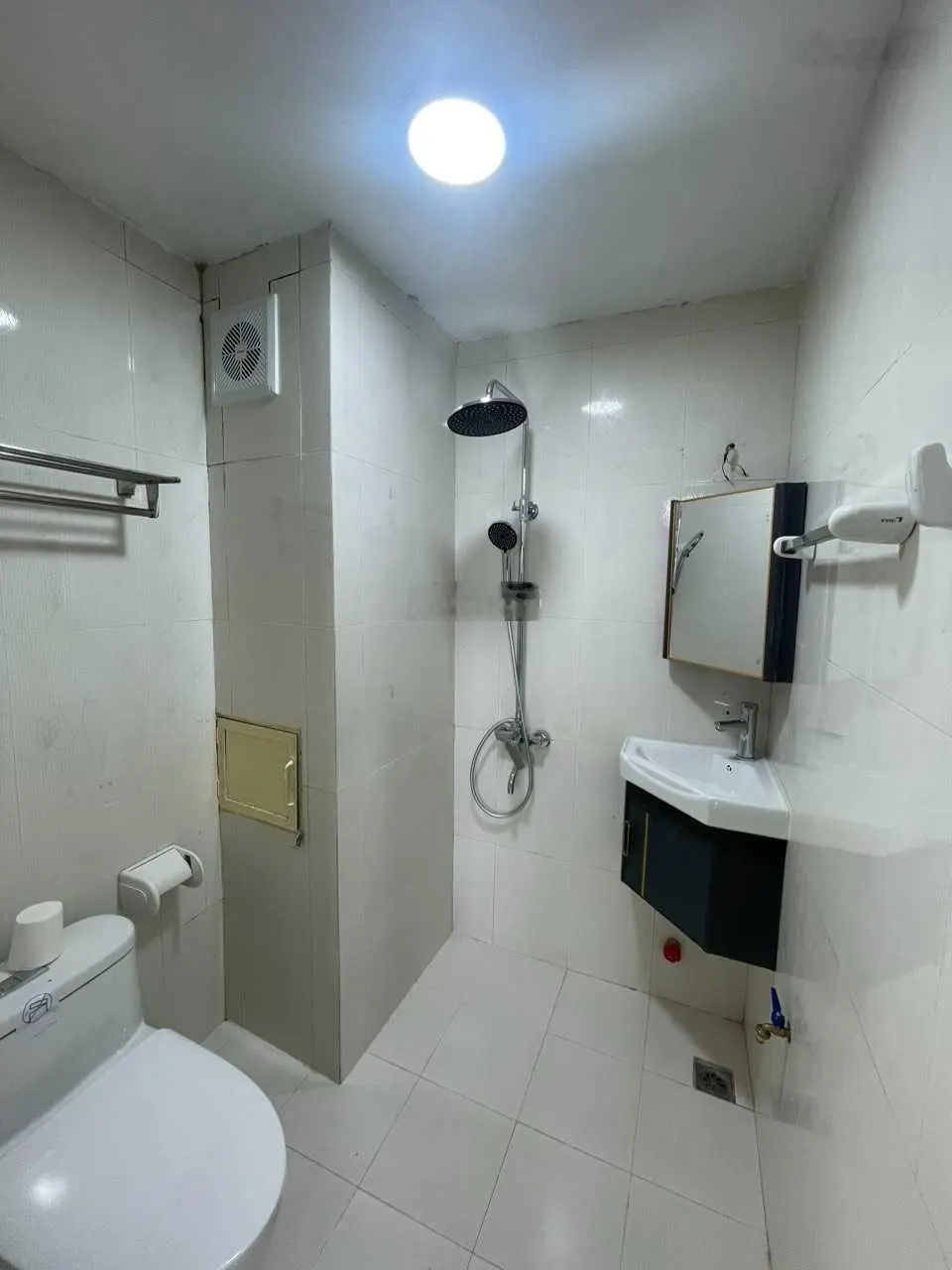 Chính chủ bán căn hộ toà CT1A2 Tây Nam Linh Đàm , sổ đỏ lâu dài