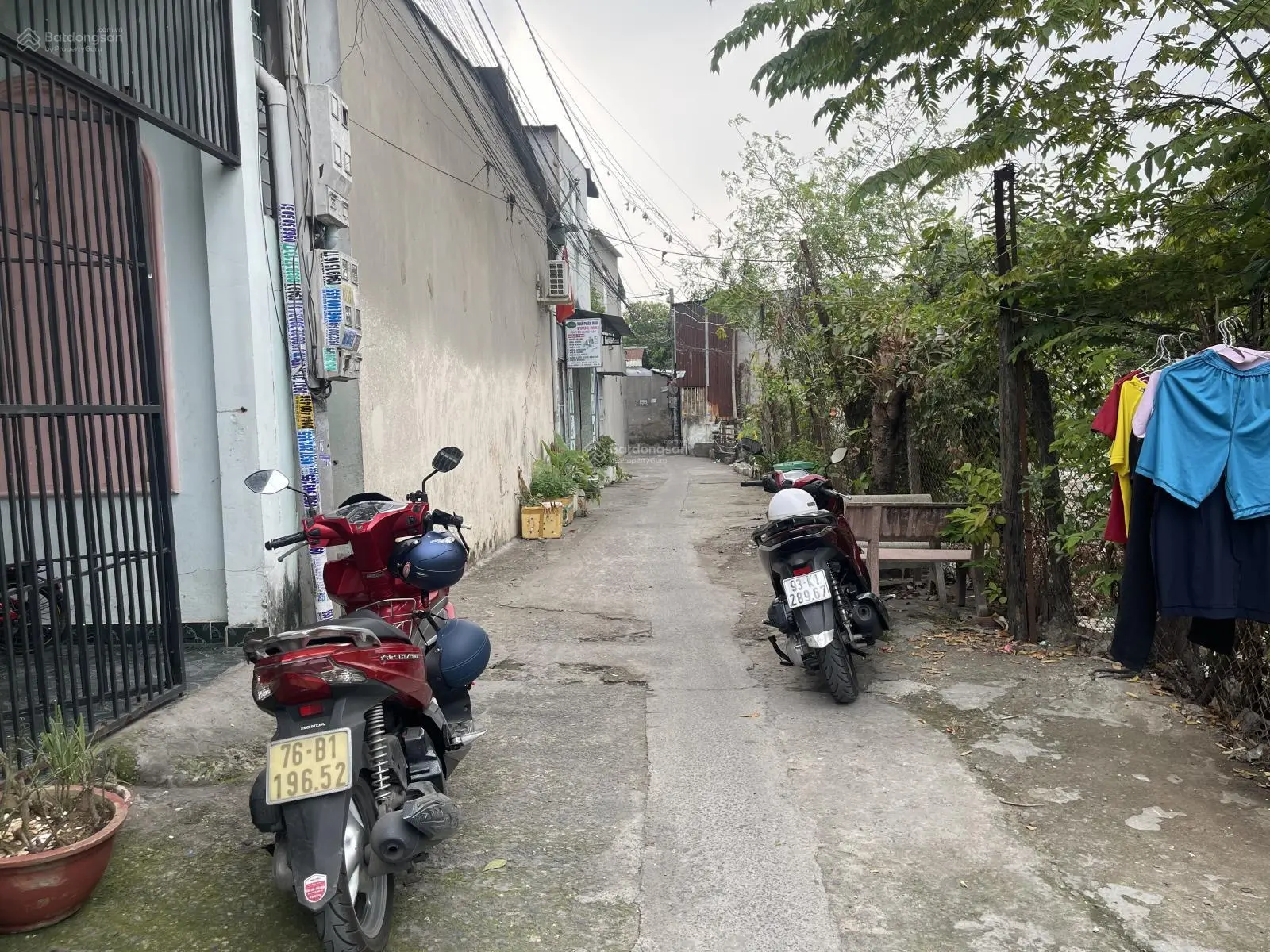 Cần bán nhà sổ riêng 2,2 tỷ gần chợ xóm vắng gần đường nguyễn trãi phường dĩ an