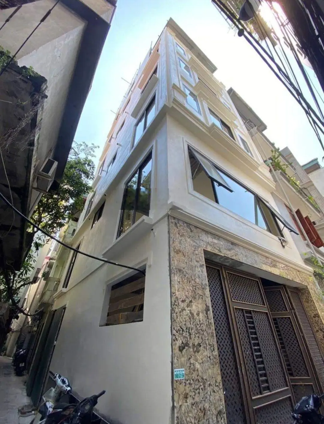 Duy nhất 1 căn còn sót lại nhà ngã 3 cát linh -tôn đức thắng- quận đống đa- view sân chơi lô góc