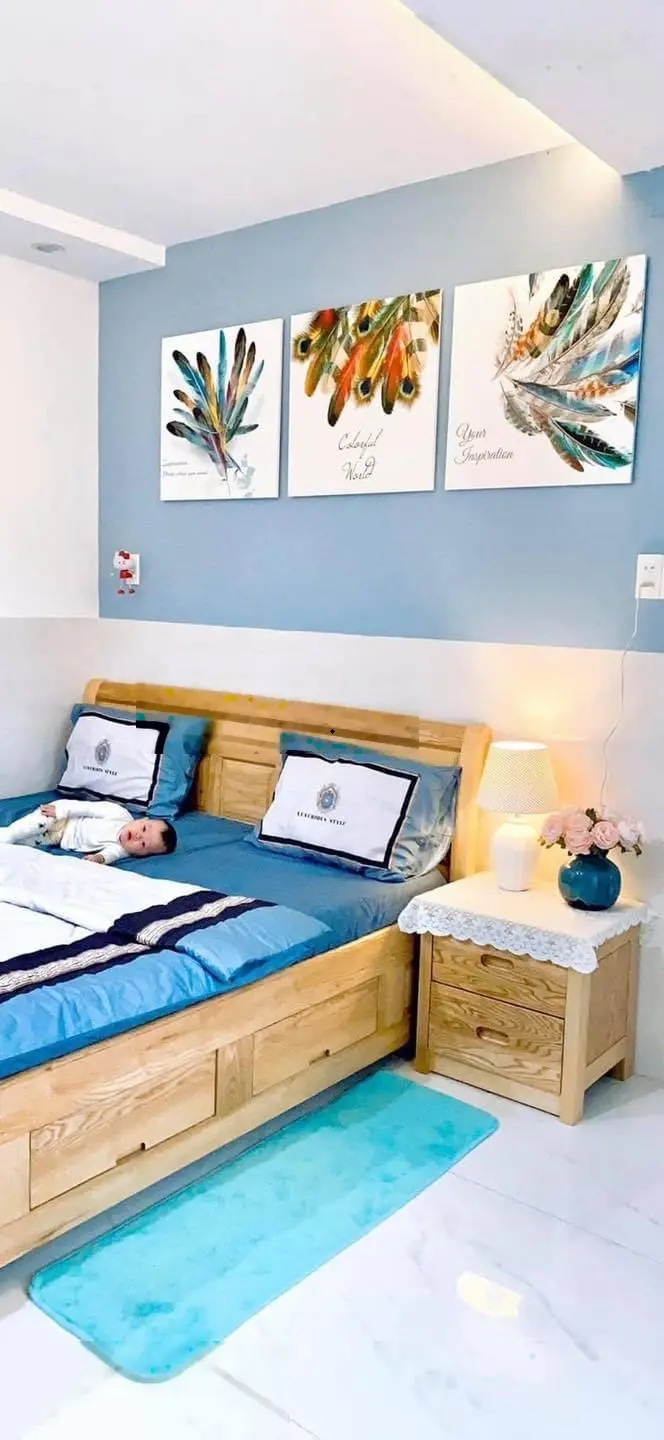 Hàng thơm. Bán nhà đẹp mới xây 1 trệt 1 lầu Đ. Huỳnh Tấn Phát, Quận 7. DT 60m2