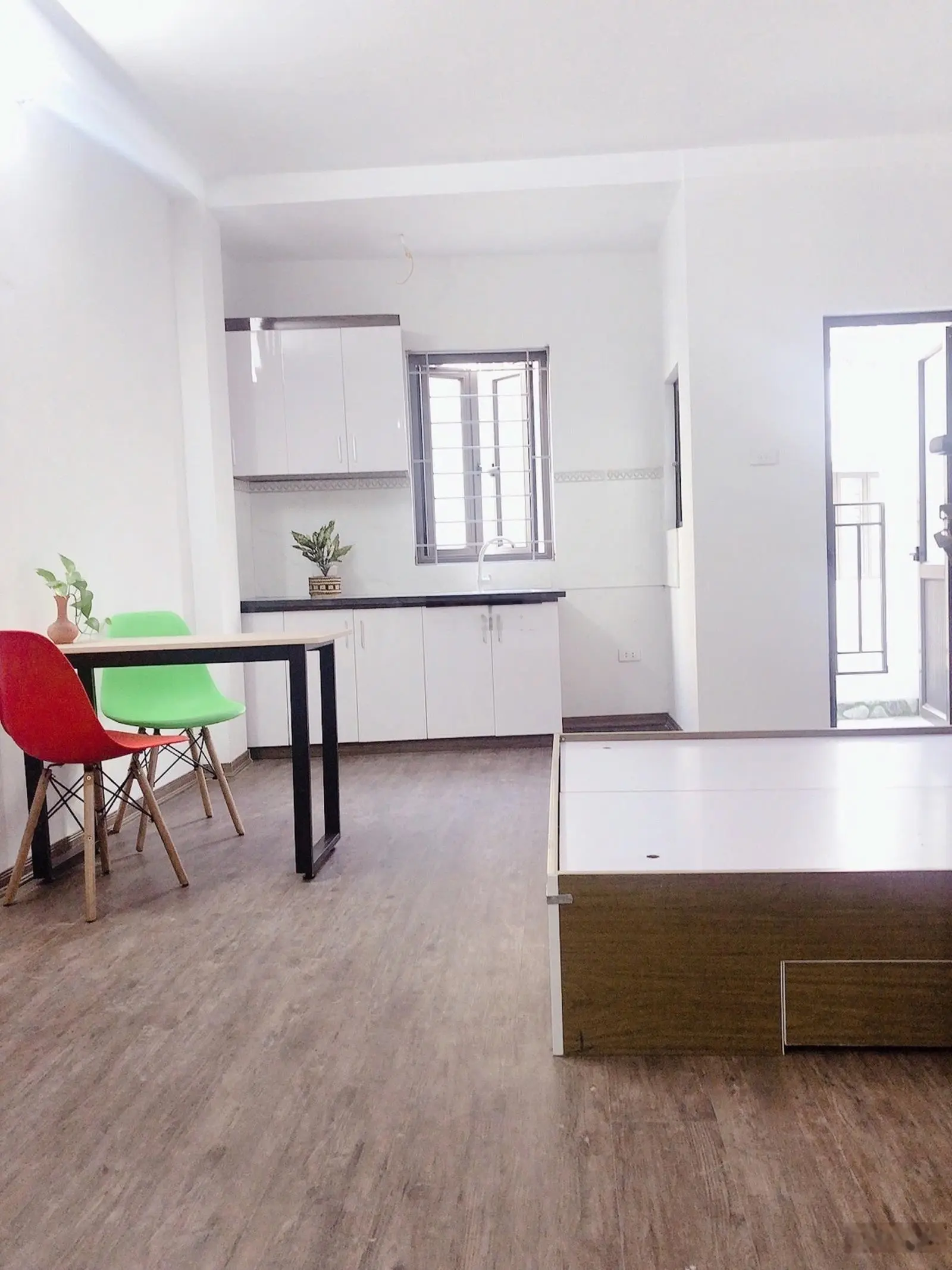 Hàng hiếm bán, kinh doanh, 2 thoáng, gần phố Mỹ Đình, ngõ rộng 62m2, 7 tầng thang máy giá 13.6 tỷ