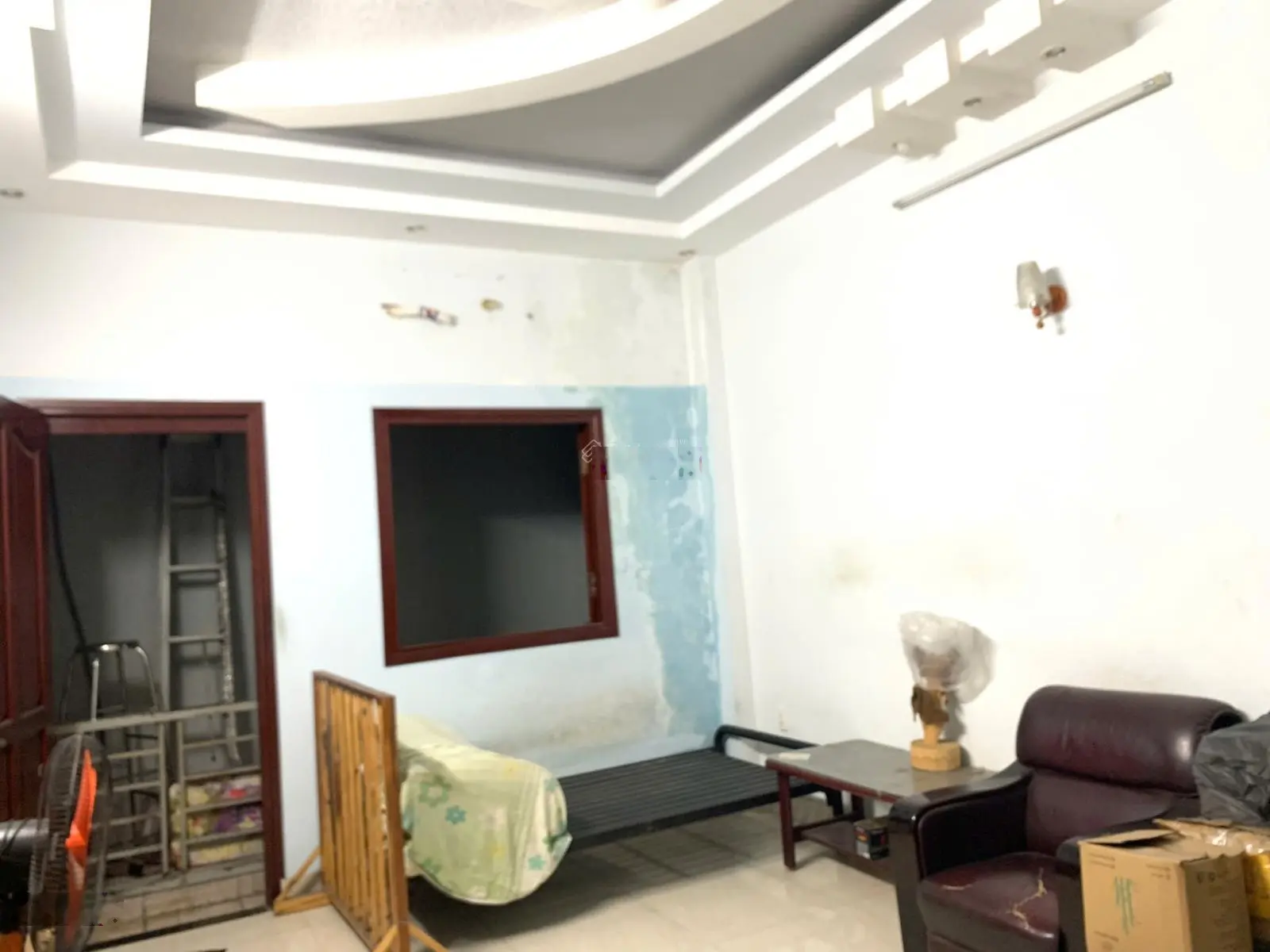 Bán gấp nhà mặt tiền đường kinh doanh Đặng Minh Trứ 4m x 21m, 6 tầng, chỉ 9 tỷ
