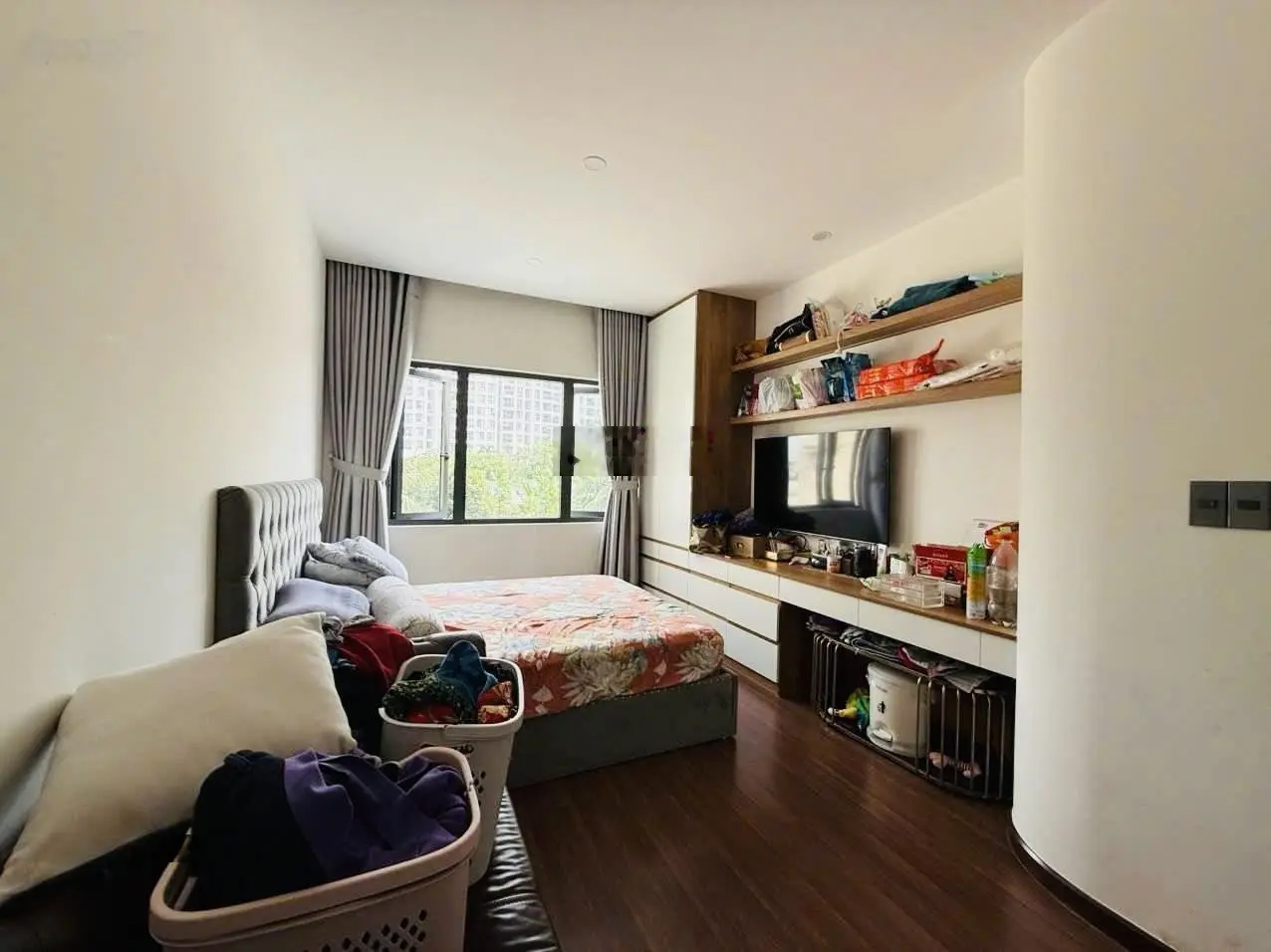 Gấp Bán Nhà Ngay GiGaMail Phạm Văn Đồng DT 140m2,Giá Siêu Tốt