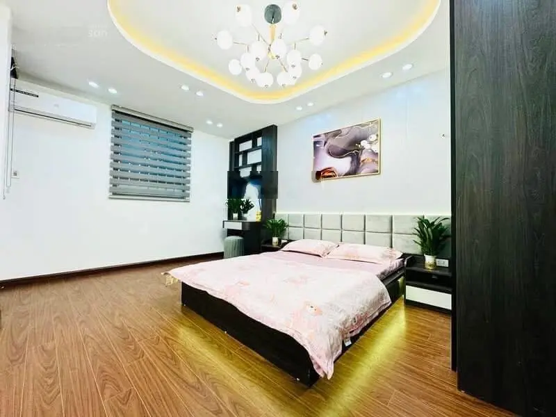 Vị trí hiếm bán nhà Cổ Linh gần Aoen Long Biên, thiết kế đẹp 5 tầng về ở luôn giá hơn 6 tỷ
