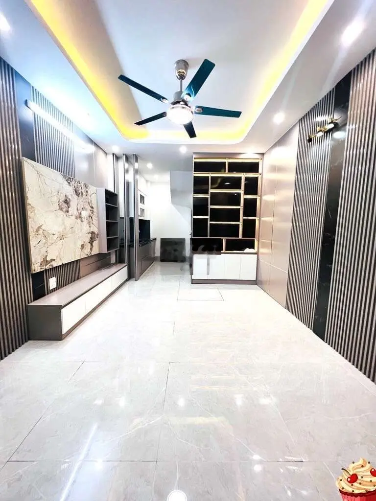 Bán nhà 4 tầng tại Lê Lợi, Hà Đông. Diện tích 36m2, giá 4,3 tỷ