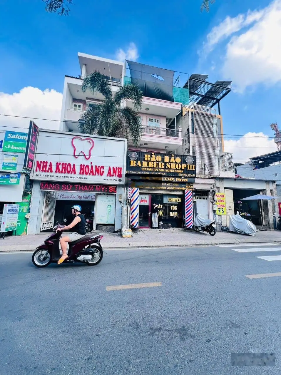 Bán nhà 2 mặt tiền đường Dân chủ 133,5m2 (6, 7x 19,9m)