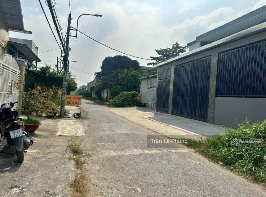 Bán đất MT kinh doanh, Đường Nguyễn Văn Khước, Phú Khương, Bến Tre, DT 110m2/450tr, sổ hồng riêng