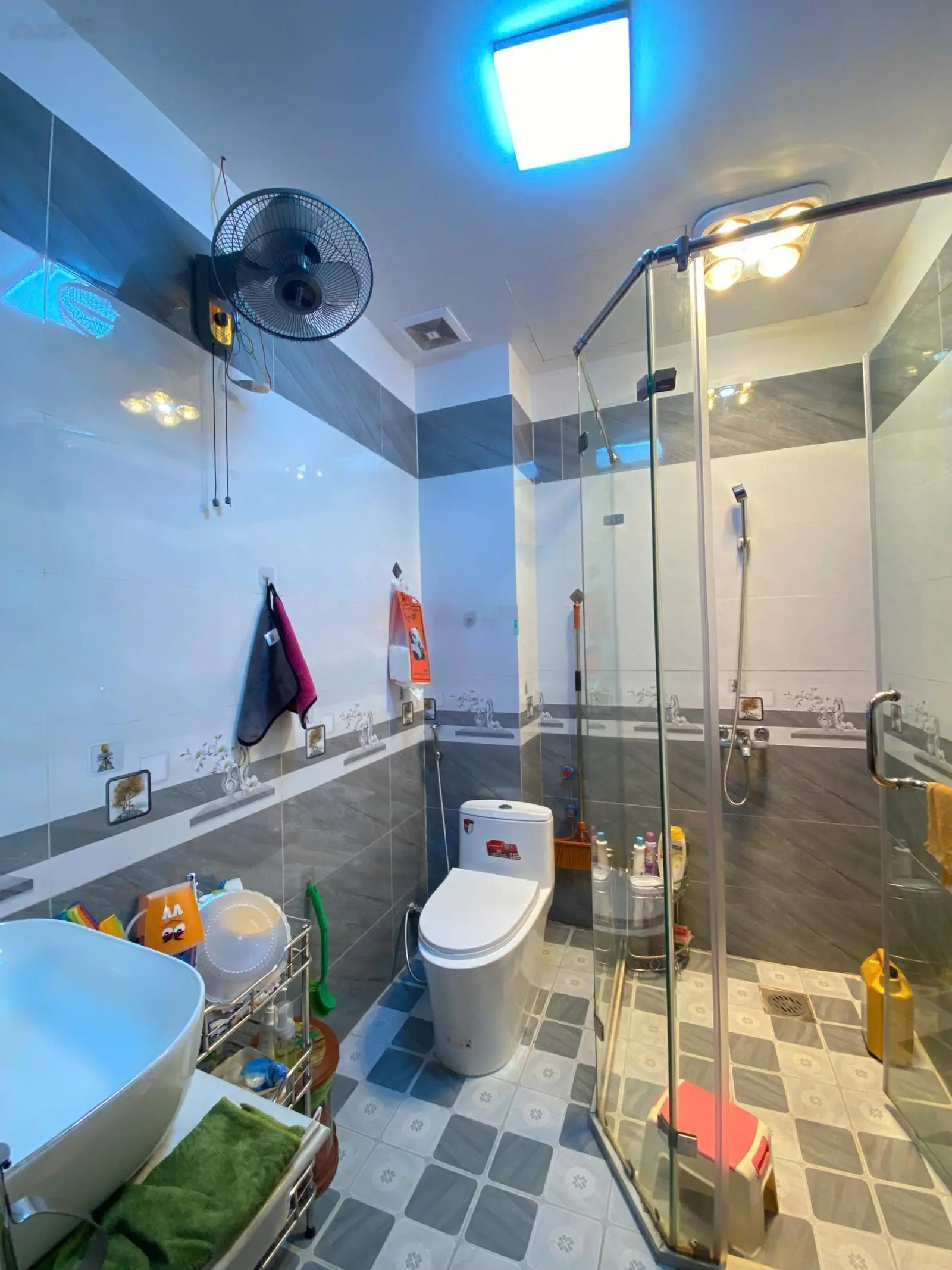 Bán nhà 4 tầng thang máy mặt đường Nguyễn Văn Hới, Cát Bi, Hải An, Hải Phòng
