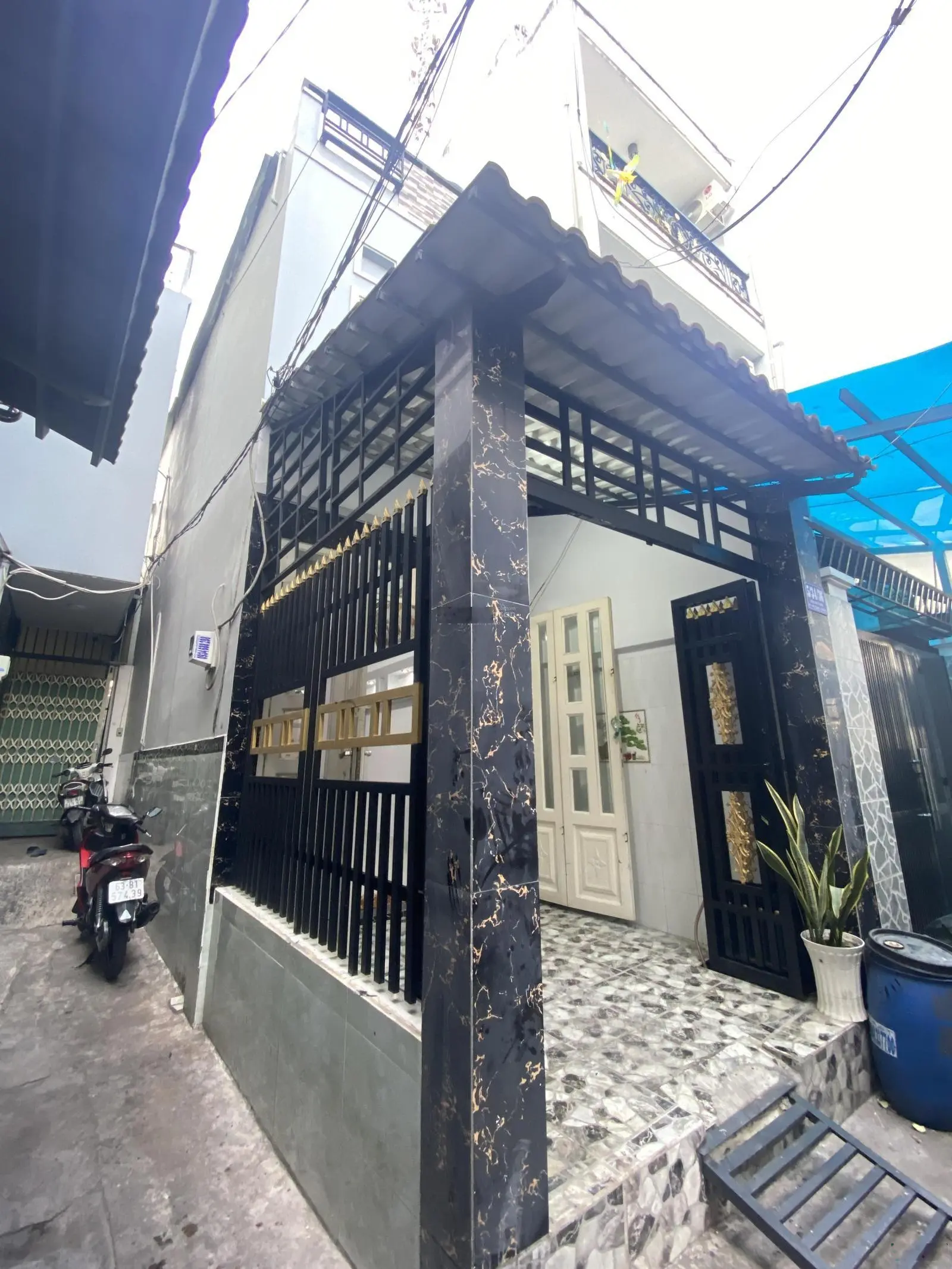 Bán nhà giá rẻ Tỉnh Lộ 10 Bình Tân - hẻm xe hơi - 56m2 - 2 tầng - 3 pngủ - nhà đẹp ở ngay - 3,65 tỷ