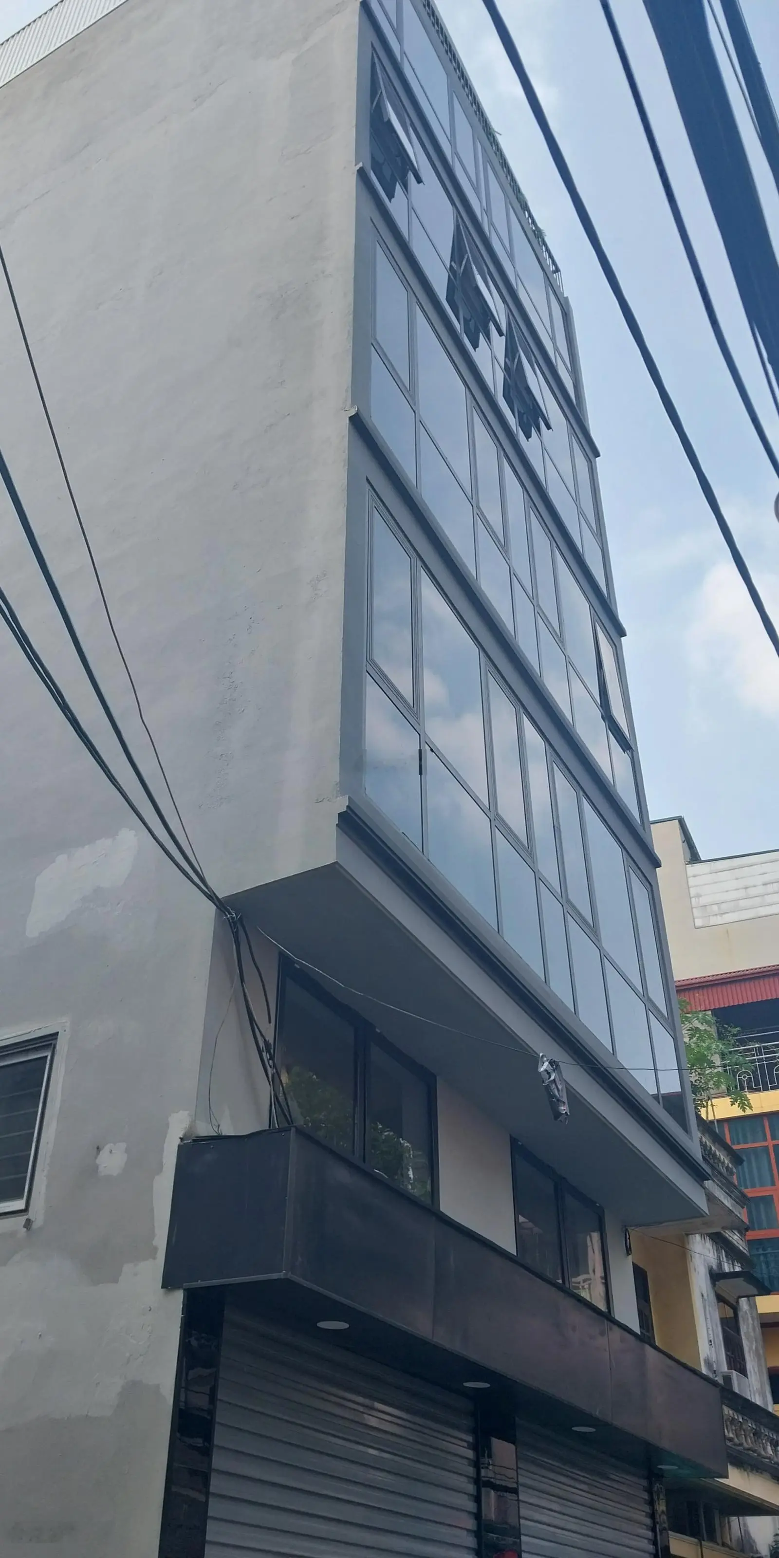 Bán tòa văn phòng xây mới Trần Phú, Hà Đông 16,5 tỷ 52m2, mặt tiền 6,2m, 7 tầng thang máy