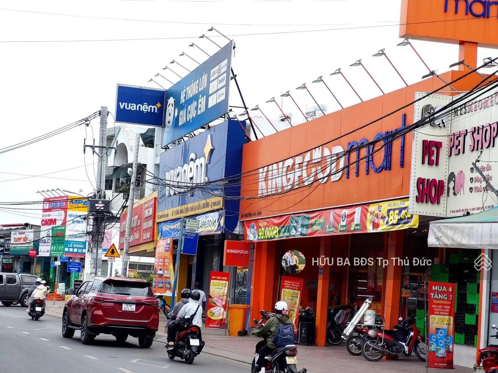Hàng mới chủ cần bán nhà mặt tiền kinh doanh DT 9m x 30m, nhà sổ hồng riêng cho thuê 50tr/1th