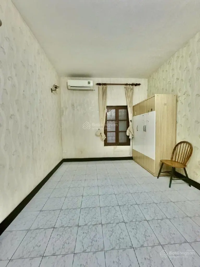 Bán đất tặng nhà 3 tầng, Thái Hà, Đống Đa, ngõ rộng thoáng sáng, lô góc, DT 60m2 giá: 13.2 tỷ TL