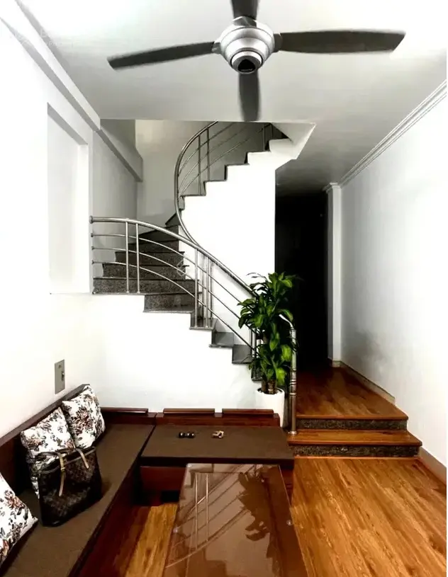 Nhà Thanh Xuân 5 tầng mặt tiền 4m8 cách ngõ ô tô 5m thông 2 phố, giá 4,8 tỷ