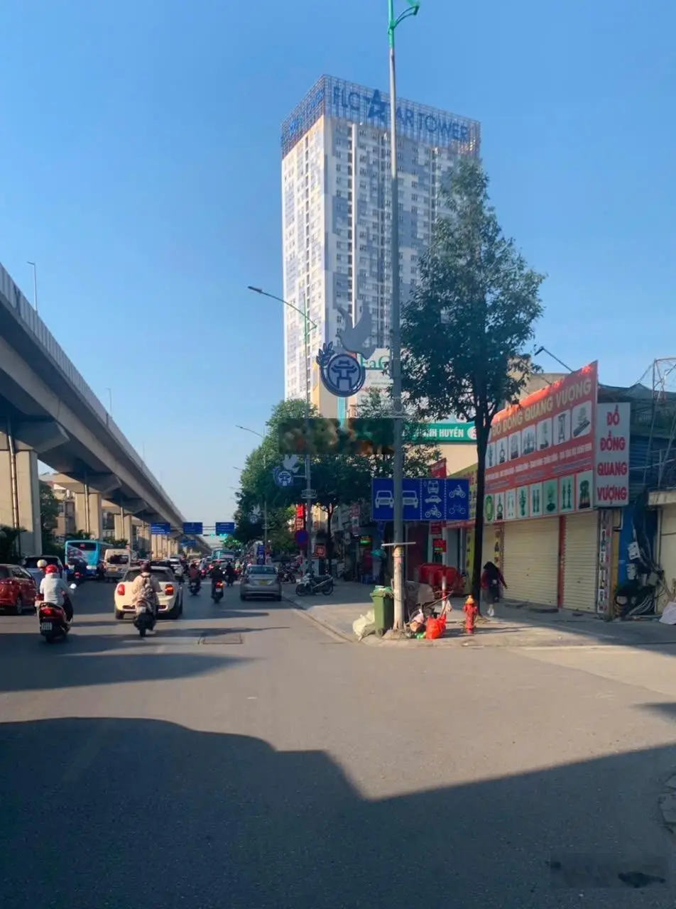 Rẻ nhất Hà Đông. Vô địch diện tích nhà ~ 80m2-chỉ 8tỷ(10xtr/m2) ôtô đỗ cửa-20m xe tải tránh bán gấp