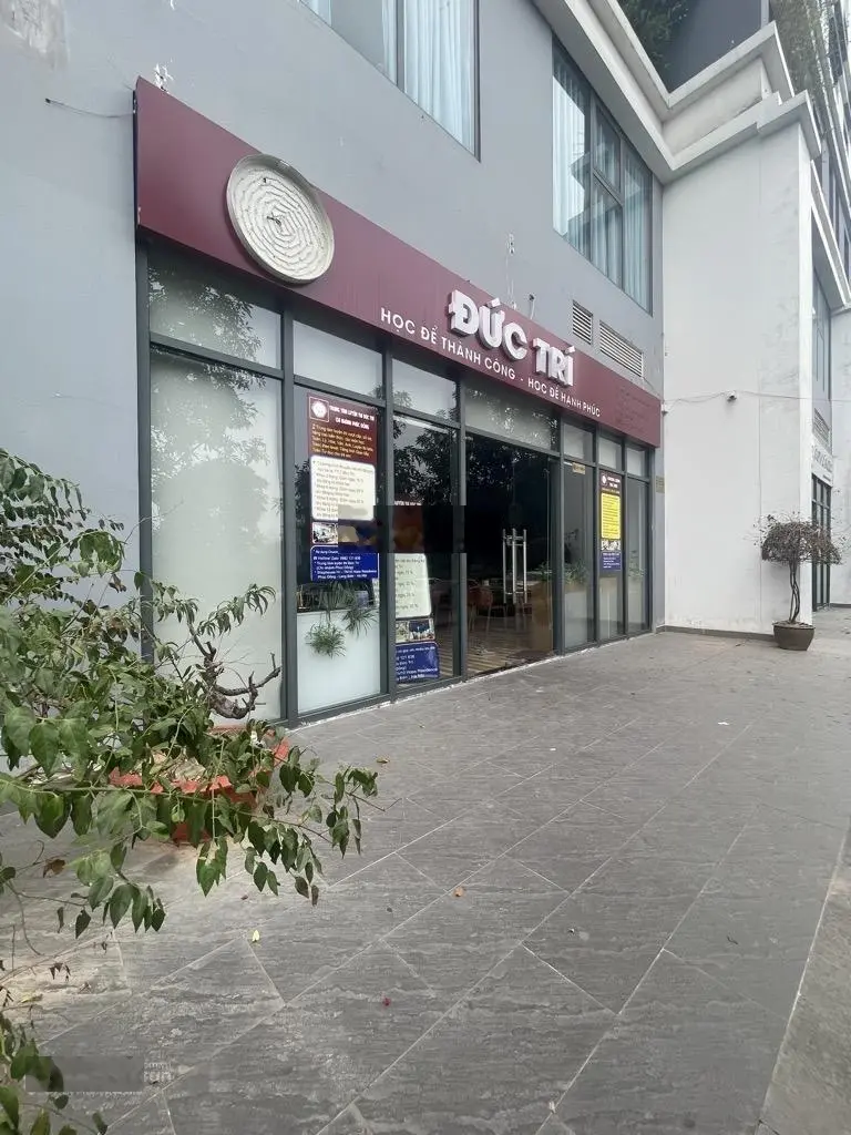 Bán Tầng 1+2 Chân Đế Shophouse 140m2 MT 9m.10,8 tỷ