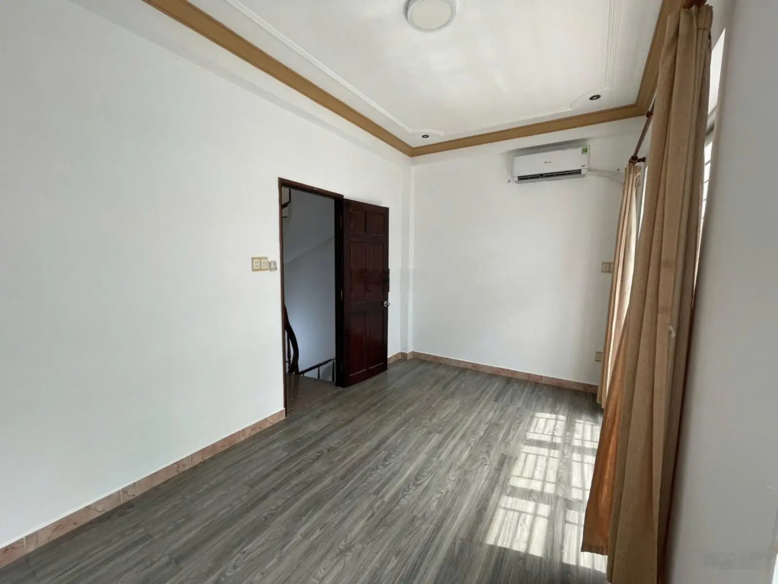 Bán nhà hẻm xe hơi Đặng Văn Ngữ, quận Phú Nhuận