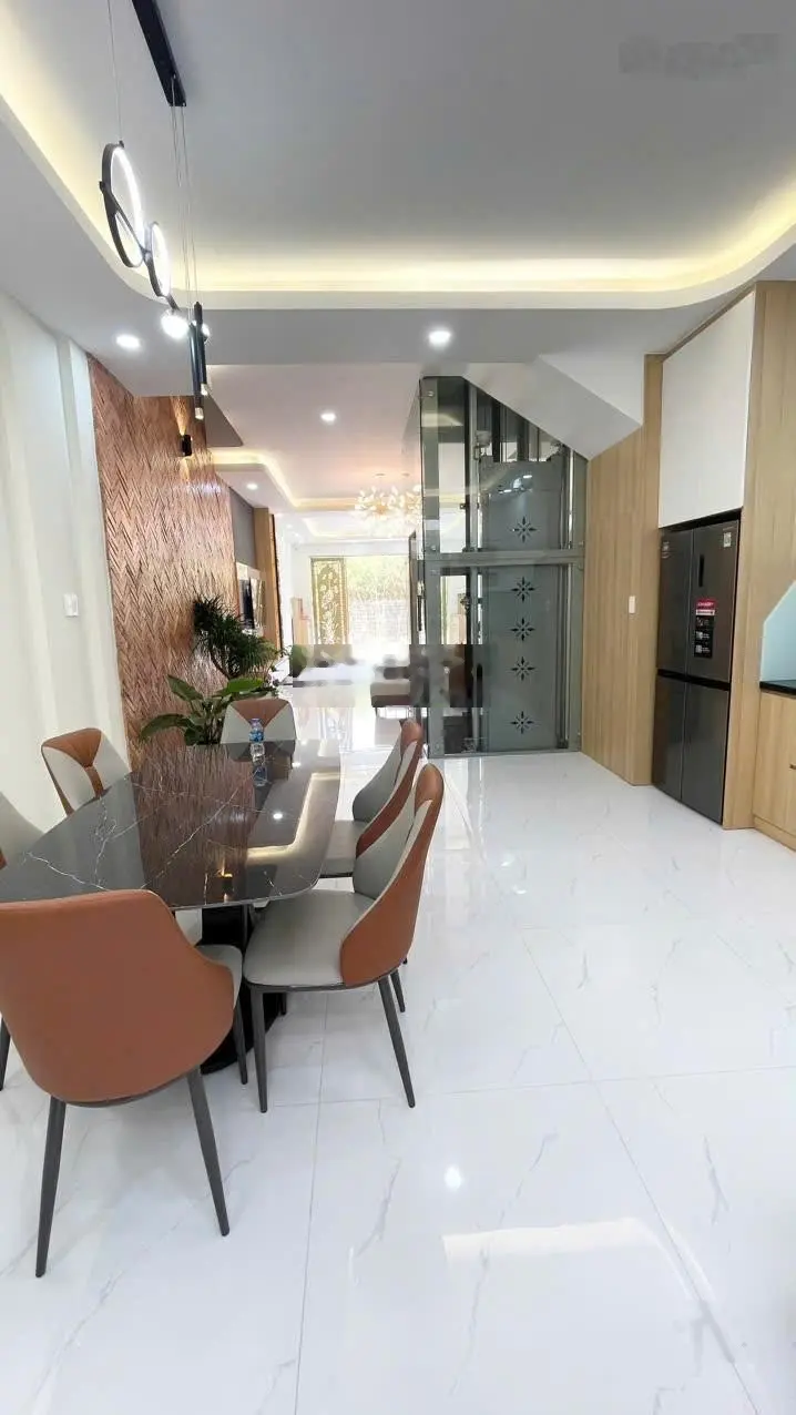 [14,5 tỷ TL] nhà siêu đẹp 3,5 tấm 5x18m mới xây có thang máy khu dân cư Phú Mỹ Phạm Hữu Lầu